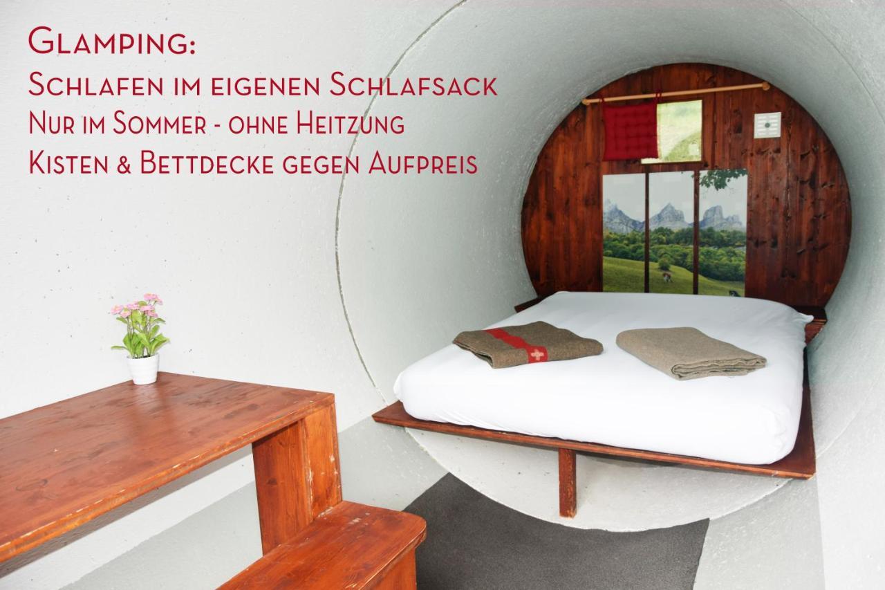 Campingplatz Mit Restaurant & Sportarena Leukerbad Exteriér fotografie